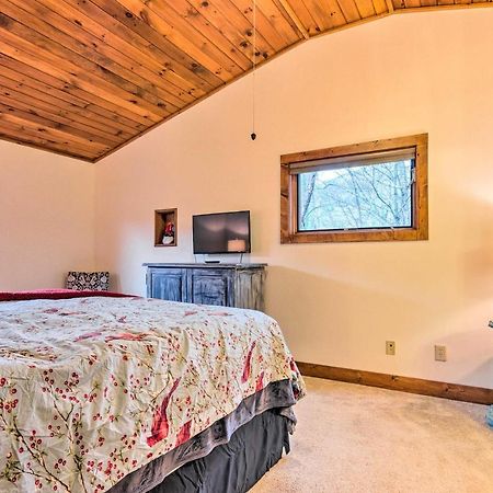 Mountain Cabin With Fire Pit, Walk To Golf And Fishing Vilas Exteriör bild