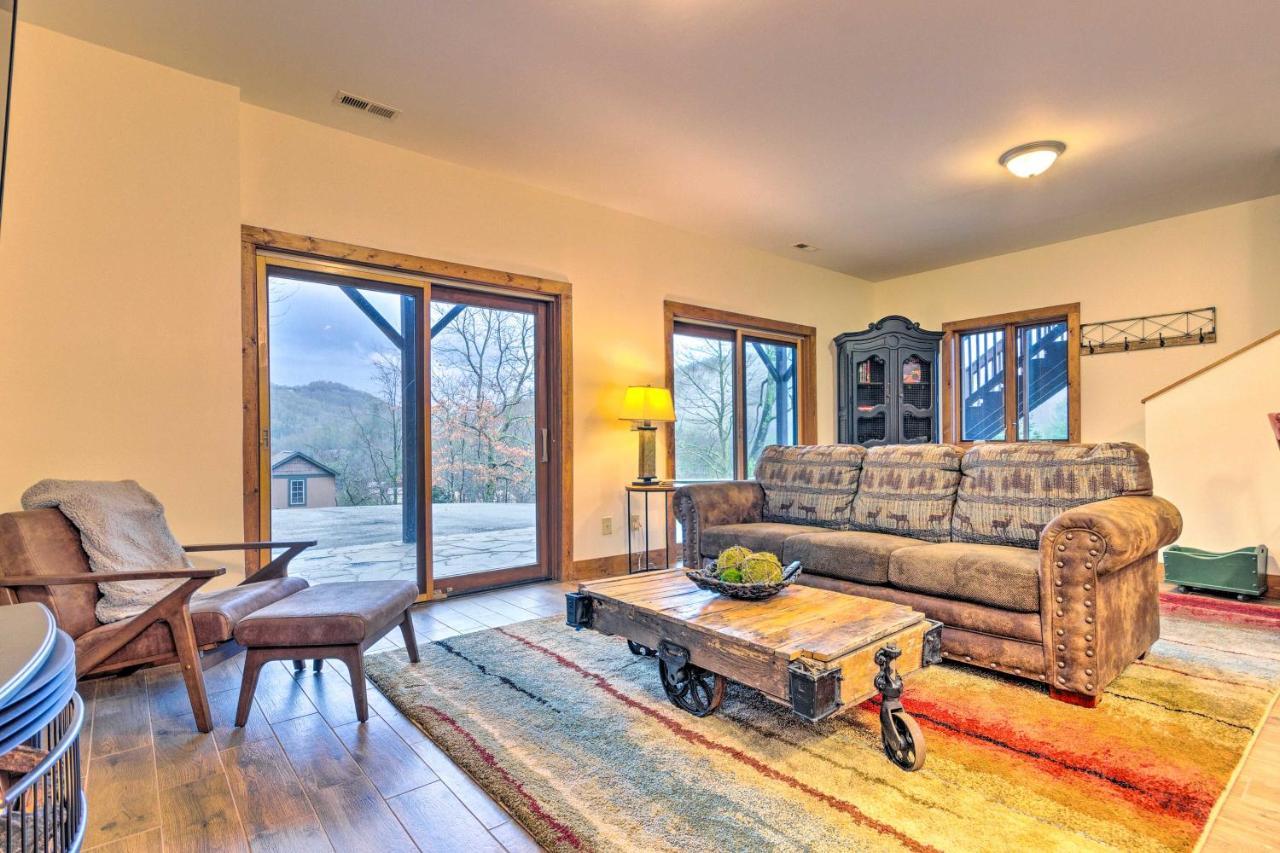 Mountain Cabin With Fire Pit, Walk To Golf And Fishing Vilas Exteriör bild